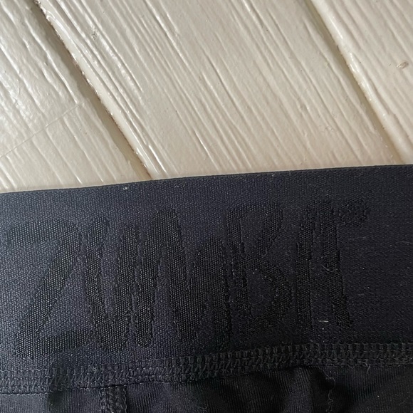 Zumba Pants Size Small Capri fit leggings - Picture 7 of 7